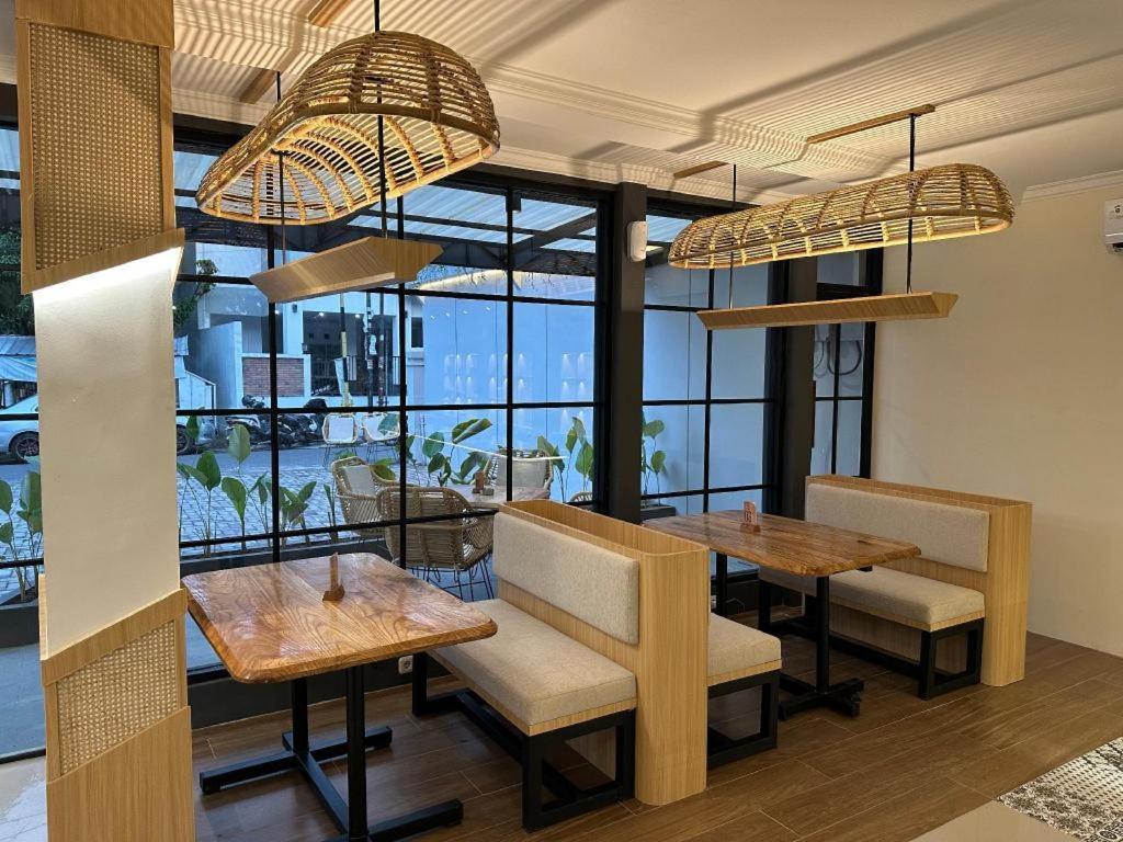 Hotel Masri Living By Daphna International Jogyakarta Zewnętrze zdjęcie